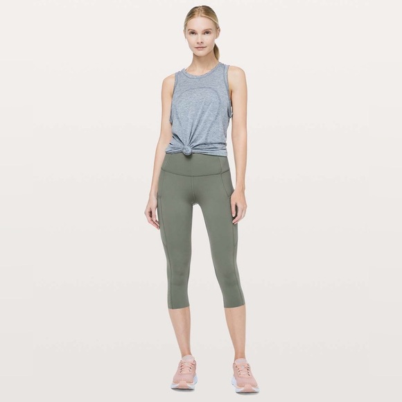 Lululemon Fast & Free Crop size 4 - Picture 5 of 7